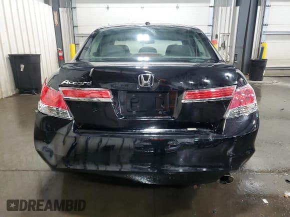 ✅ 2011 Honda Accord EX-L • VIN: 1HGCP2F81BA126769 • Лот: 85742655. Опубликован ранее на Copart с пробегом 156 623 миль. Бесплатный доступ к архиву аукционных продаж из США и подробный отчёт об истории автомобиля на DreamBid. Изображение 6.