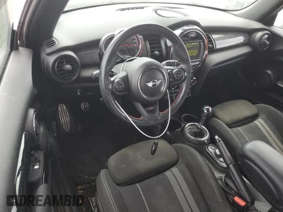 ✅ 2016 MINI Hardtop John Cooper Works • VIN: WMWXM9C56GT997669 • Lot: 68156225. Listed on Copart with 94,569 mi. Free auction sales archive from the USA and detailed vehicle history report at DreamBid. Image 8.
