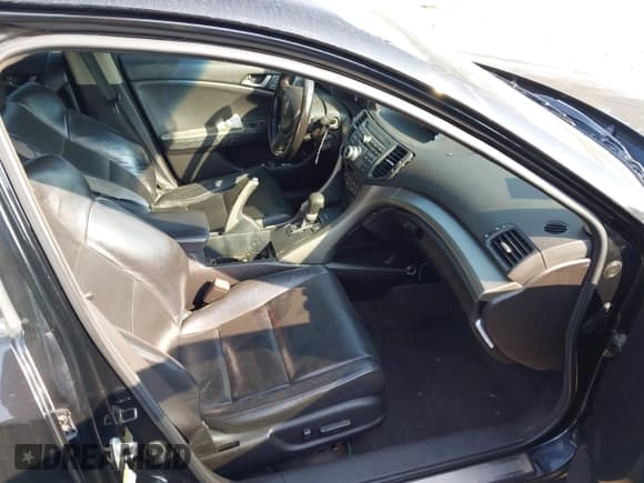 ✅ 2009 Acura TSX • VIN: JH4CU26689C009175 • Lot: 43277844. Wystawiony na IAAI z przebiegiem 149 491 mil. Bezpłatny archiwum sprzedaży aukcyjnych z USA i szczegółowy raport historii pojazdu na DreamBid. Zdjęcie 5.