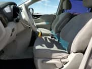 ✅ 2014 Nissan Quest S • VIN: JN8AE2KP7E9100633 • Lot: 67205175. Wystawiony na Copart z przebiegiem 99 479 mil. Bezpłatny archiwum sprzedaży aukcyjnych z USA i szczegółowy raport historii pojazdu na DreamBid. Zdjęcie 7.