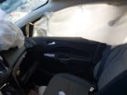 ✅ 2016 Ford Escape SE • VIN: 1FMCU9G98GUA28086 • Lot: 43667528. Listed on IAAI with 27,553 mi. Free auction sales archive from the USA and detailed vehicle history report at DreamBid. Image 5.