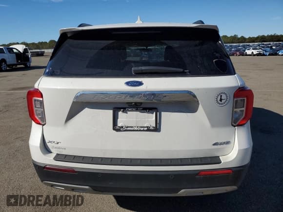 ✅ 2024 Ford Explorer XLT • VIN: 1FMSK8DH9RGA17249 • Lot: 86780215. Wystawiony na Copart z przebiegiem 16 756 mil. Bezpłatny archiwum sprzedaży aukcyjnych z USA i szczegółowy raport historii pojazdu na DreamBid. Zdjęcie 6.