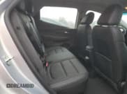 ✅ 2022 Chevrolet Bolt EV 2LT • VIN: 1G1FX6S01N4108402 • Lot: 72183514. Wystawiony na Copart z przebiegiem 18 406 mil. Bezpłatny archiwum sprzedaży aukcyjnych z USA i szczegółowy raport historii pojazdu na DreamBid. Zdjęcie 10.