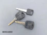 ✅ 2000 Ford Focus LX • VIN: 1FAFP33P8YW152574 • Lot: 43578214. Listed on IAAI with 175,420 mi. Free auction sales archive from the USA and detailed vehicle history report at DreamBid. Image 11.