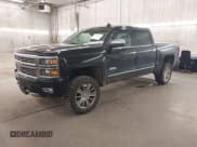 ✅ 2015 Chevrolet Silverado 1500 High Country • VIN: 3GCUKTEJXFG465713 • Лот: 42523048. Опубликован ранее на IAAI с пробегом 177 361 миль. Бесплатный доступ к архиву аукционных продаж из США и подробный отчёт об истории автомобиля на DreamBid. Изображение 2.