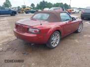✅ 2008 Mazda MX-5 Miata Touring • VIN: JM1NC25F780156098 • Lot: 42420007. Wystawiony na IAAI z przebiegiem 126 497 mil. Bezpłatny archiwum sprzedaży aukcyjnych z USA i szczegółowy raport historii pojazdu na DreamBid. Zdjęcie 4.