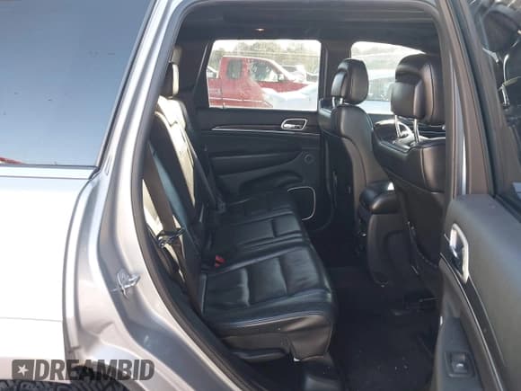 ✅ 2015 Jeep Grand Cherokee Overland • VIN: 1C4RJFCG5FC157188 • Лот: 43490640. Опубликован ранее на IAAI с пробегом 187 946 миль. Бесплатный доступ к архиву аукционных продаж из США и подробный отчёт об истории автомобиля на DreamBid. Изображение 8.