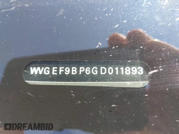 ✅ 2016 Volkswagen Touareg Lux • VIN: WVGEF9BP6GD011893 • Lot: 42772659. Listed on IAAI with 128,237 mi. Free auction sales archive from the USA and detailed vehicle history report at DreamBid. Image 9.