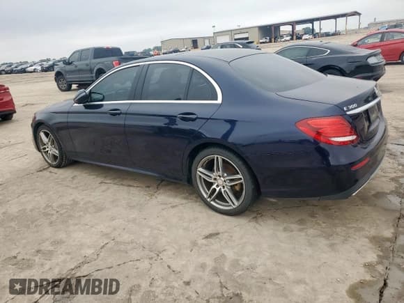 ✅ 2017 Mercedes-Benz E 300 Luxury • VIN: WDDZF4JB5HA044701 • Lot: 58709025. Listed on Copart with 73,269 mi. Free auction sales archive from the USA and detailed vehicle history report at DreamBid. Image 2.