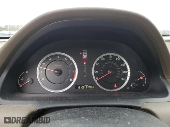 ✅ 2010 Honda Accord LX • VIN: 1HGCP2F35AA035636 • Лот: 90974185. Опубликован ранее на Copart с пробегом 112 109 миль. Бесплатный доступ к архиву аукционных продаж из США и подробный отчёт об истории автомобиля на DreamBid. Изображение 9.