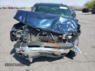 ✅ 2005 Chevrolet Silverado 1500 Z71 • VIN: 2GCEK13T851356381 • Lot: 68854844. Wystawiony na Copart z przebiegiem 172 306 mil mil. Skorzystaj z bezpłatnego archiwum sprzedaży aukcyjnych z USA i zobacz szczegółowy raport historii pojazdu na DreamBid. Zdjęcie 5.