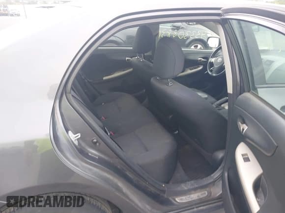 ✅ 2010 Toyota Corolla LE • VIN: 2T1BU4EE3AC241194 • Lot: 43308831. Listed on IAAI with 238,010 mi. Free auction sales archive from the USA and detailed vehicle history report at DreamBid. Image 8.