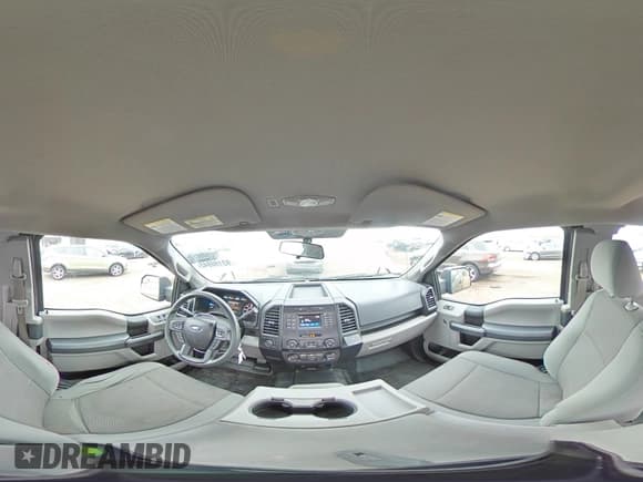 ✅ 2017 Ford F-150 XL • VIN: 1FTEX1CP3HFC50843 • Lot: 93196945. Wystawiony na Copart z przebiegiem 101 265 mil. Bezpłatny archiwum sprzedaży aukcyjnych z USA i szczegółowy raport historii pojazdu na DreamBid. Zdjęcie 14.