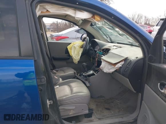 ✅ 2005 Saturn VUE • VIN: 5GZCZ63465S866865 • Lot: 41825612. Wystawiony na IAAI z przebiegiem Nie podano. Bezpłatny archiwum sprzedaży aukcyjnych z USA i szczegółowy raport historii pojazdu na DreamBid. Zdjęcie 5.