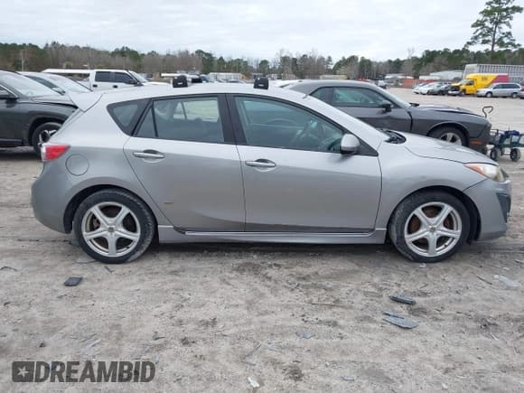 ✅ 2010 Mazda 3 S Grand Touring • VIN: JM1BL1H65A1322143 • Lot: 41688722. Listed on IAAI with 186,396 mi. Free auction sales archive from the USA and detailed vehicle history report at DreamBid. Image 13.