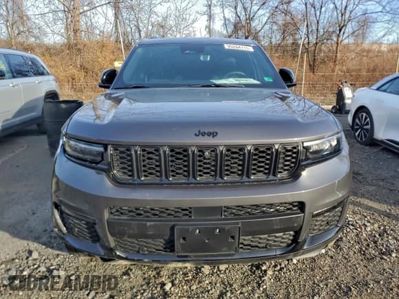 ✅ 2025 Jeep Grand Cherokee Limited • VIN: 1C4RJKBG6S8671008 • Lot: 95264715. Wystawiony na Copart z przebiegiem 1 094 mil. Bezpłatny archiwum sprzedaży aukcyjnych z USA i szczegółowy raport historii pojazdu na DreamBid. Zdjęcie 5.