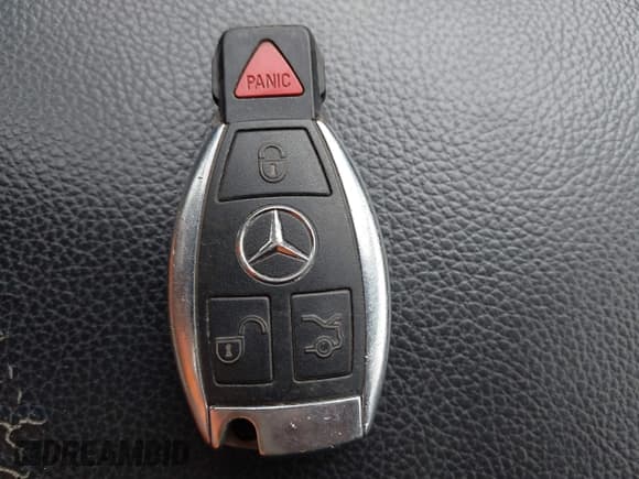 ✅ 2011 Mercedes-Benz R 350 • VIN: 4JGCB6FE3BA114161 • Lot: 42652754. Listed on IAAI with 153,619 mi. Free auction sales archive from the USA and detailed vehicle history report at DreamBid. Image 11.