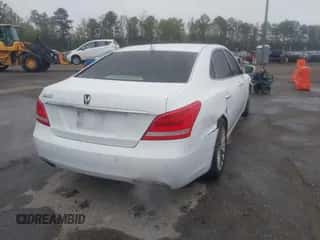 2016 Hyundai Equus Signature with VIN KMHGH4JH5GU106039, listed as a IAAI auction lot 41913941 with 103,126 mi miles and . Bid and sale history available at DreamBid. Image 4.