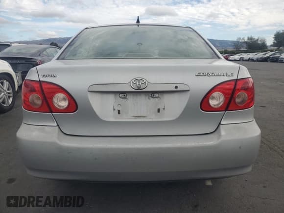 ✅ 2005 Toyota Corolla CE • VIN: JTDBR32E052049932 • Lot: 91734875. Wystawiony na Copart z przebiegiem 207 955 mil. Bezpłatny archiwum sprzedaży aukcyjnych z USA i szczegółowy raport historii pojazdu na DreamBid. Zdjęcie 6.
