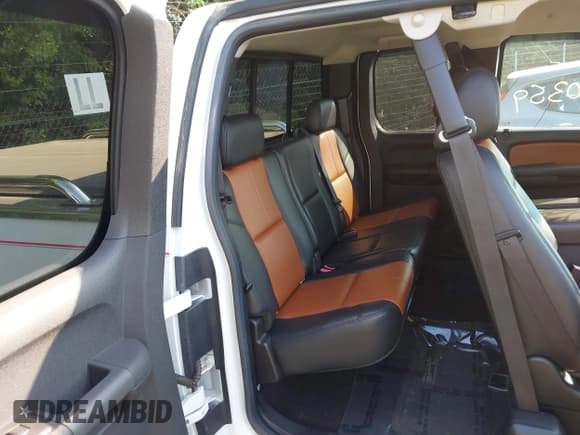 ✅ 2009 GMC Sierra 1500 • VIN: 2GTEK39J491128384 • Лот: 42800359. Опубликован ранее на IAAI с пробегом 89 611 миль. Бесплатный доступ к архиву аукционных продаж из США и подробный отчёт об истории автомобиля на DreamBid. Изображение 8.