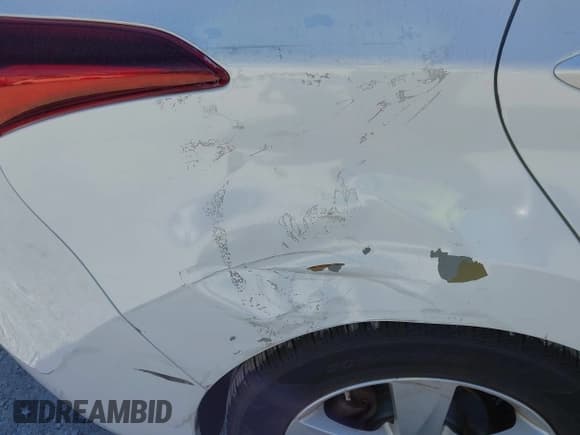 ✅ 2016 Hyundai Elantra SE • VIN: 5NPDH4AE8GH766308 • Lot: 43450761. Listed on IAAI with 63,028 mi. Free auction sales archive from the USA and detailed vehicle history report at DreamBid. Image 6.