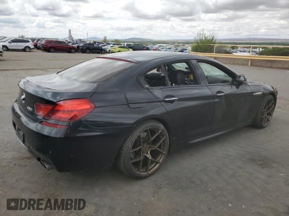 ✅ 2015 BMW 6 Series 650i • VIN: WBA6B2C57FGB99541 • Lot: 56125565. Wystawiony na Copart z przebiegiem 170 832 mil. Bezpłatny archiwum sprzedaży aukcyjnych z USA i szczegółowy raport historii pojazdu na DreamBid. Zdjęcie 3.