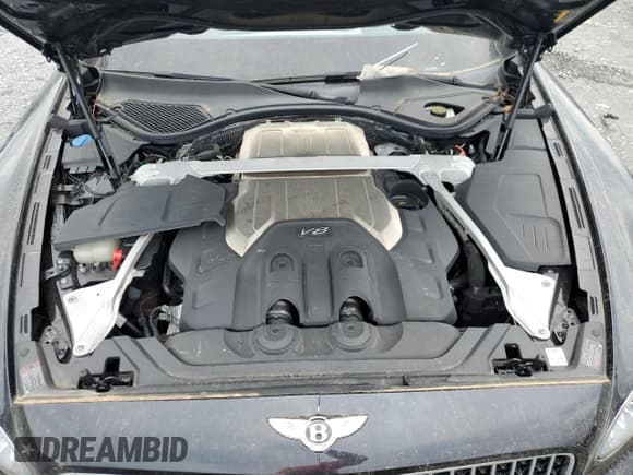 ✅ 2022 Bentley Flying Spur • VIN: NCS107417 • Lot: 84004615. Wystawiony na Copart z przebiegiem 39 658 mil. Bezpłatny archiwum sprzedaży aukcyjnych z USA i szczegółowy raport historii pojazdu na DreamBid. Zdjęcie 11.