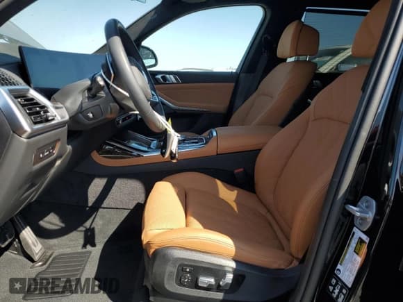 ✅ 2025 BMW X7 xDrive40i • VIN: 5UX23EM09S9Z64357 • Лот: 80567045. Опубликован ранее на Copart с пробегом 10 499 миль. Бесплатный доступ к архиву аукционных продаж из США и подробный отчёт об истории автомобиля на DreamBid. Изображение 7.