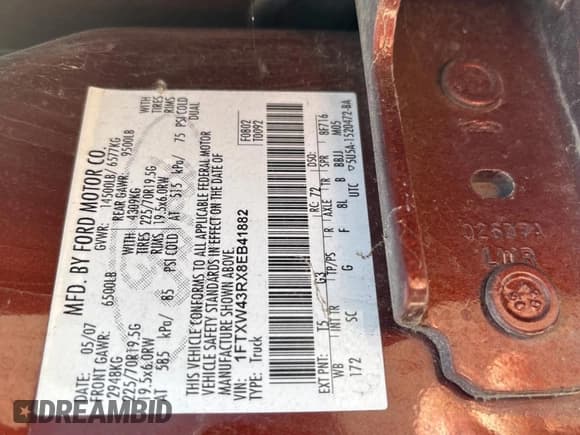 ✅ 2008 Ford F-450 XL • VIN: 1FTXW43RX8EB41882 • Lot: 50468295. Wystawiony na Copart z przebiegiem 78 572 mil. Bezpłatny archiwum sprzedaży aukcyjnych z USA i szczegółowy raport historii pojazdu na DreamBid. Zdjęcie 10.