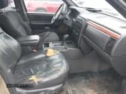 ✅ 1999 Jeep Grand Cherokee Laredo • VIN: 1J4G258S6XC788667 • Lot: 42101081. Wystawiony na IAAI z przebiegiem 255 368 mil. Bezpłatny archiwum sprzedaży aukcyjnych z USA i szczegółowy raport historii pojazdu na DreamBid. Zdjęcie 5.