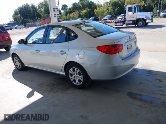 ✅ 2009 Hyundai Elantra GLS • VIN: KMHDU46D69U745635 • Lot: 43686781. Listed on IAAI with 121,320 mi. Free auction sales archive from the USA and detailed vehicle history report at DreamBid. Image 3.