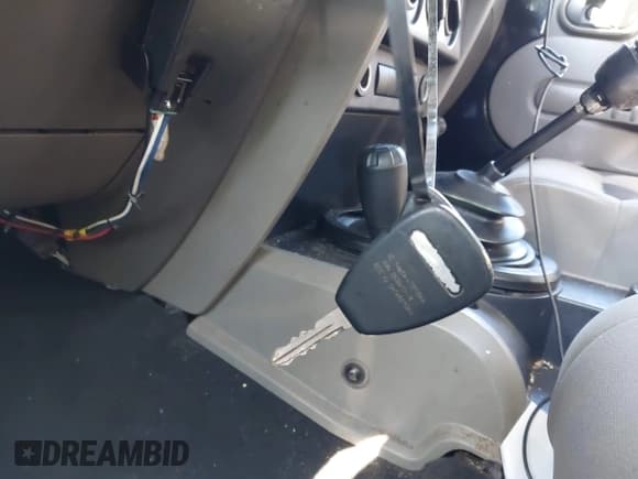 ✅ 2008 Jeep Wrangler Unlimited X • VIN: 1J4GA39148L640449 • Lot: 41327715. Listed on IAAI with 167,148 mi. Free auction sales archive from the USA and detailed vehicle history report at DreamBid. Image 11.