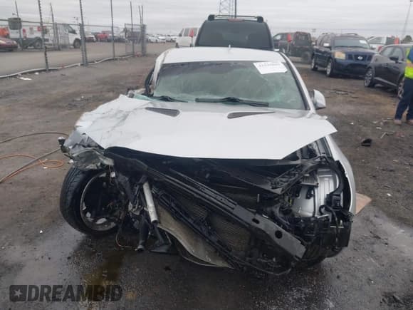 ✅ 2016 Hyundai Genesis Coupe 3.8L Base • VIN: KMHHT6KJ3GU132901 • Lot: 41525043. Wystawiony na IAAI z przebiegiem 94 012 mil. Bezpłatny archiwum sprzedaży aukcyjnych z USA i szczegółowy raport historii pojazdu na DreamBid. Zdjęcie 6.