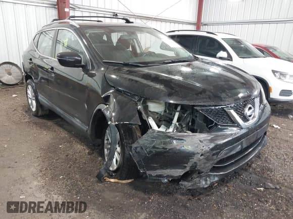 ✅ 2018 Nissan Rogue S • VIN: JN1BJ1CP3JW100390 • Лот: 42864431. Опубликован ранее на IAAI с пробегом 64 267 миль. Бесплатный доступ к архиву аукционных продаж из США и подробный отчёт об истории автомобиля на DreamBid. Изображение 1.