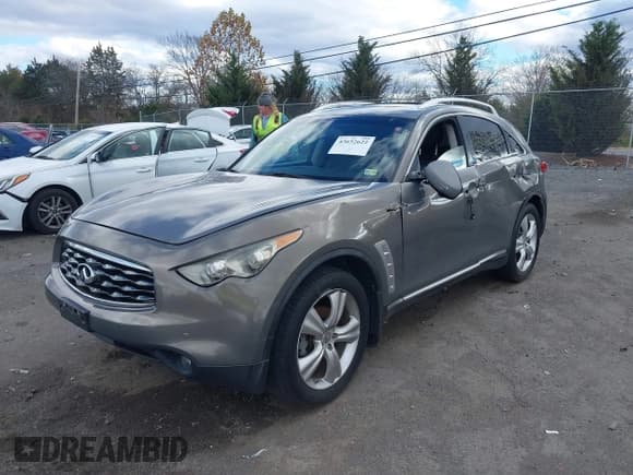 ✅ 2011 Infiniti FX • VIN: JN8AS1MW8BM140820 • Лот: 43652622. Опубликован ранее на IAAI с пробегом 133 194 миль. Бесплатный доступ к архиву аукционных продаж из США и подробный отчёт об истории автомобиля на DreamBid. Изображение 2.