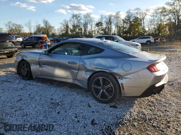 2024 Ford Mustang EcoBoost Premium с VIN 1FA6P8TH6R5129601, выставлен на аукционе Copart как лот 90647085 с пробегом 38 176 миль миль и На запчасти • Non repairable. История ставок и продаж доступна на DreamBid. Изображение 2.