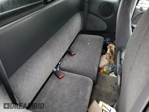 ✅ 1997 Dodge Dakota • VIN: 1B7GG23XXVS260724 • Lot: 81040004. Wystawiony na Copart z przebiegiem Nie podano. Bezpłatny archiwum sprzedaży aukcyjnych z USA i szczegółowy raport historii pojazdu na DreamBid. Zdjęcie 10.