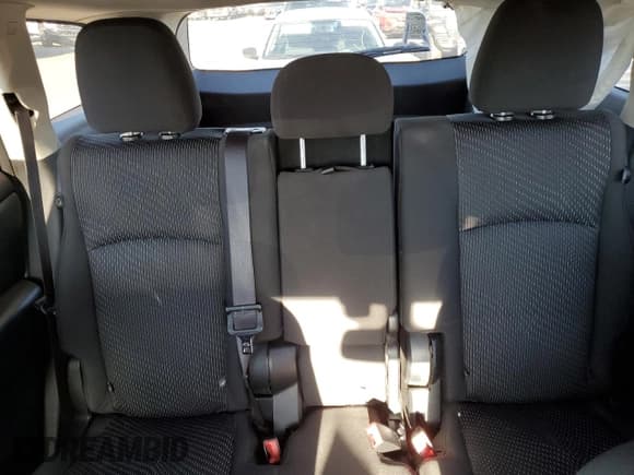 ✅ 2019 Dodge Journey SE • VIN: 3C4PDCBB8KT719568 • Lot: 69982655. Wystawiony na Copart z przebiegiem 81 403 mil. Bezpłatny archiwum sprzedaży aukcyjnych z USA i szczegółowy raport historii pojazdu na DreamBid. Zdjęcie 10.