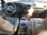 ✅ 2000 Ford Excursion Limited • VIN: 1FMNU42S3YEC00543 • Лот: 75047064. Опубликован ранее на Copart с пробегом 257 298 миль. Бесплатный доступ к архиву аукционных продаж из США и подробный отчёт об истории автомобиля на DreamBid. Изображение 8.