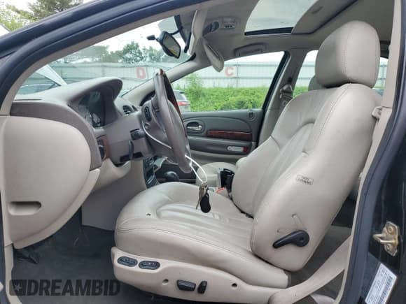 ✅ 2003 Chrysler 300M M • VIN: 2C3AE66G33H507508 • Лот: 61550825. Опубликован ранее на Copart с пробегом 83 591 миль. Бесплатный доступ к архиву аукционных продаж из США и подробный отчёт об истории автомобиля на DreamBid. Изображение 7.