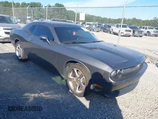 ✅ 2011 Dodge Challenger • VIN: 2B3CJ4DGXBH581564 • Lot: 43507881. Wystawiony na IAAI z przebiegiem 218 317 mil. Bezpłatny archiwum sprzedaży aukcyjnych z USA i szczegółowy raport historii pojazdu na DreamBid. Zdjęcie 1.