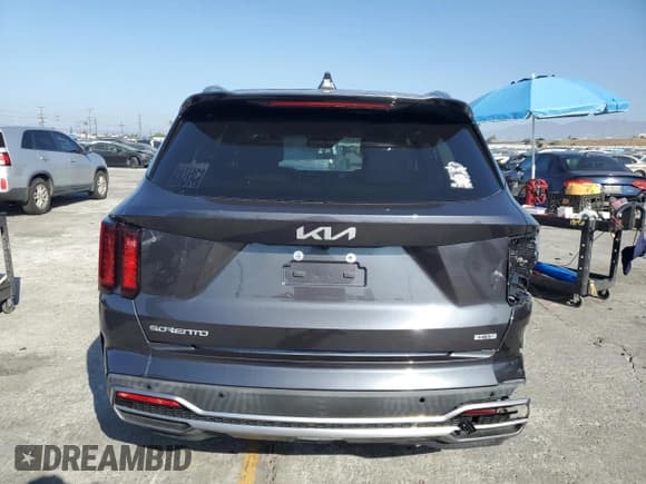 ✅ 2023 Kia Sorento EX • VIN: KNDRH4LG4P5175722 • Lot: 80898315. Wystawiony na Copart z przebiegiem 26 957 mil. Bezpłatny archiwum sprzedaży aukcyjnych z USA i szczegółowy raport historii pojazdu na DreamBid. Zdjęcie 6.