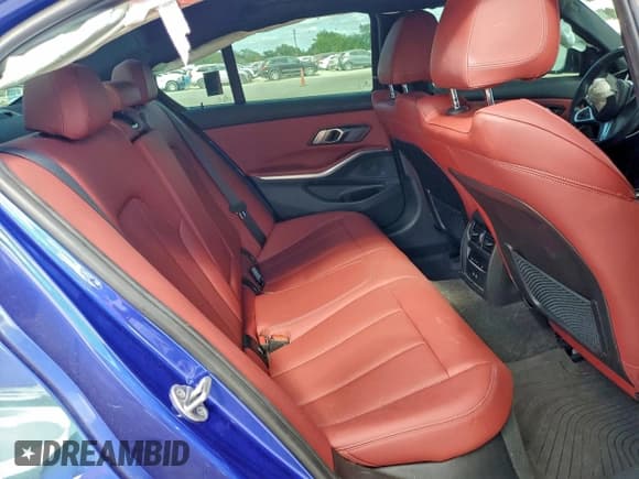 ✅ 2022 BMW 3 Series 330i xDrive • VIN: 3MW5R7J06N8C76227 • Lot: 93815315. Listed on Copart with 46,929 mi. Free auction sales archive from the USA and detailed vehicle history report at DreamBid. Image 10.