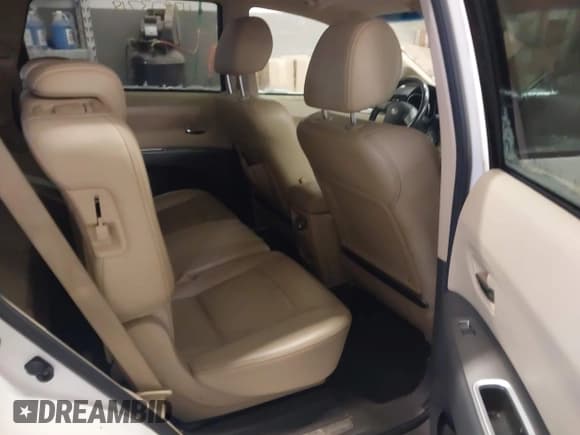 ✅ 2010 Subaru Tribeca Limited • VIN: 4S4WX9GD9A4400485 • Лот: 43823719. Опубликован ранее на IAAI с пробегом 182 998 миль. Бесплатный доступ к архиву аукционных продаж из США и подробный отчёт об истории автомобиля на DreamBid. Изображение 8.