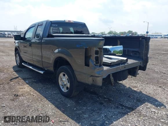 ✅ 2012 Ford F-150 XL • VIN: 1FTEX1EM7CFA38197 • Lot: 42380231. Listed on IAAI with 135,174 mi. Free auction sales archive from the USA and detailed vehicle history report at DreamBid. Image 3.