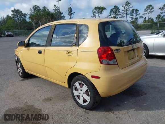 2008 Chevrolet Aveo LS с VIN KL1TD66628B207805, выставлен на аукционе IAAI как лот 41541006 с пробегом 210 248 миль миль и . История ставок и продаж доступна на DreamBid. Изображение 3.