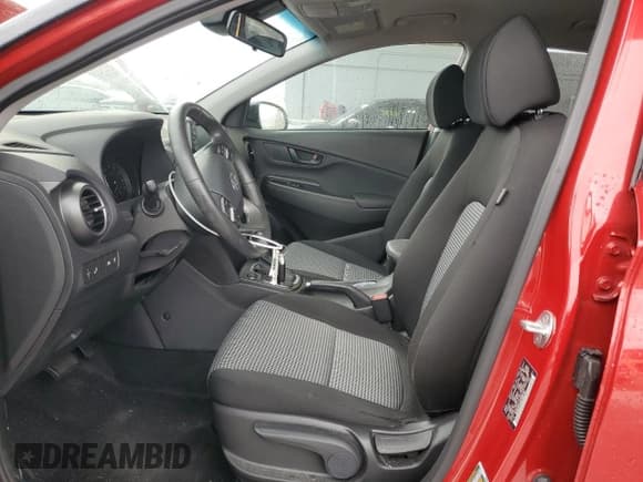 ✅ 2020 Hyundai Kona SEL • VIN: KM8K22AA8LU550741 • Лот: 61337404. Опубликован ранее на Copart с пробегом 14 404 миль. Бесплатный доступ к архиву аукционных продаж из США и подробный отчёт об истории автомобиля на DreamBid. Изображение 7.
