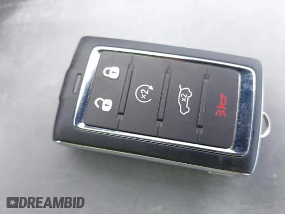 ✅ 2024 Jeep Grand Cherokee Laredo • VIN: 1C4RJHAG9RC156516 • Lot: 42696155. Listed on IAAI with 7,692 mi. Free auction sales archive from the USA and detailed vehicle history report at DreamBid. Image 11.