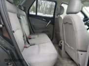 ✅ 2007 Saturn VUE I4 • VIN: 5GZCZ33D97S874153 • Lot: 50572755. Wystawiony na Copart z przebiegiem 76 142 mil. Bezpłatny archiwum sprzedaży aukcyjnych z USA i szczegółowy raport historii pojazdu na DreamBid. Zdjęcie 11.