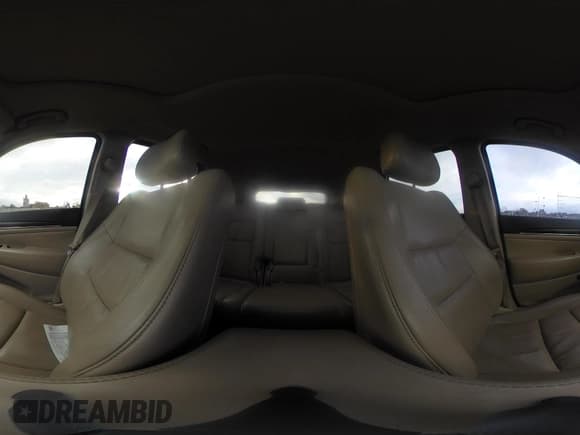 ✅ 2014 Jeep Grand Cherokee Limited • VIN: 1C4RJEBT0EC472732 • Lot: 43297631. Listed on IAAI with 170,965 mi. Free auction sales archive from the USA and detailed vehicle history report at DreamBid. Image 18.